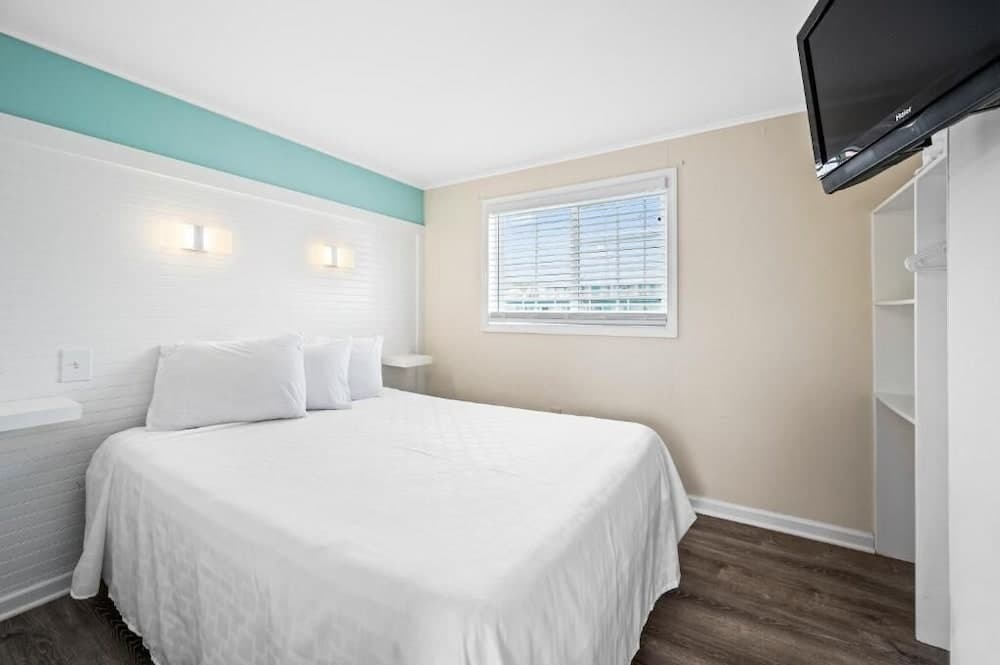 Madison Beach Motel