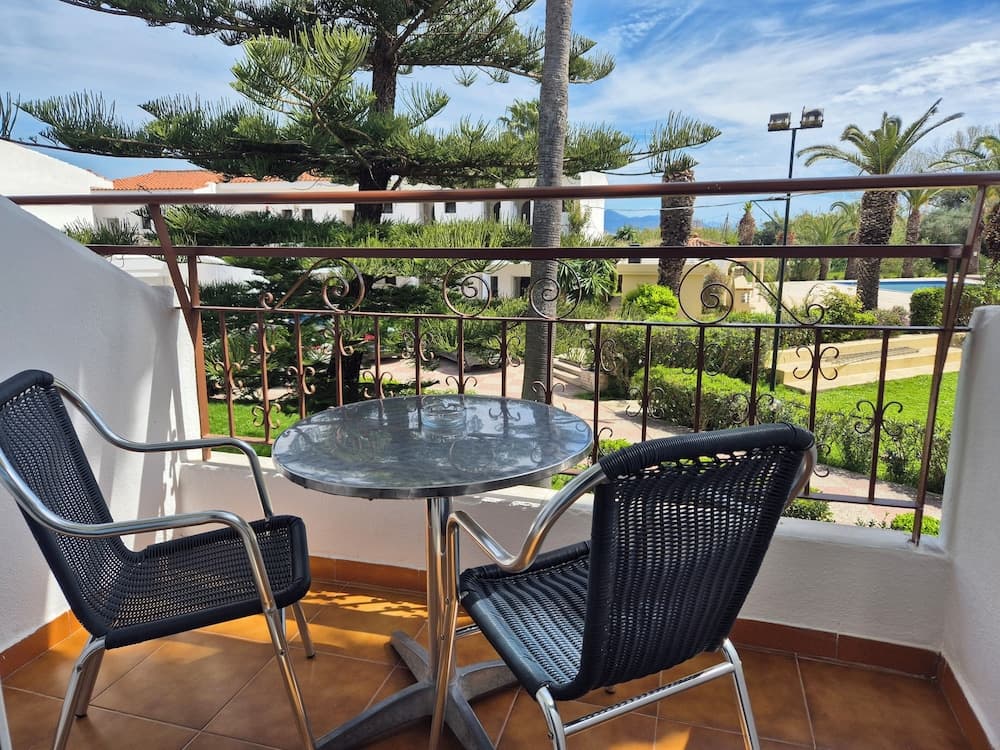 Morfeas Hotel