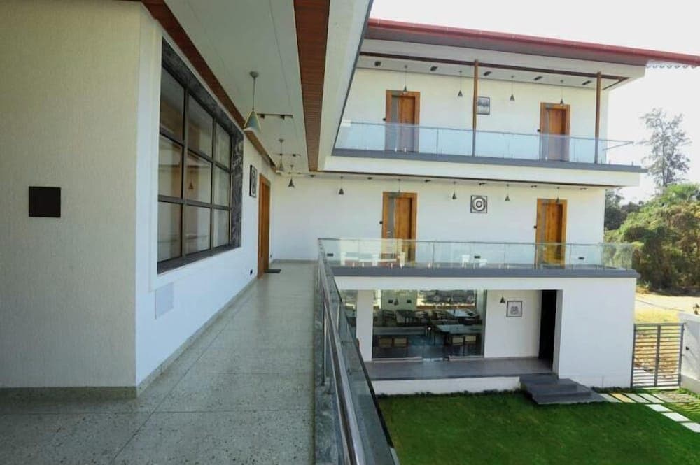 Sandhya Manohar Beach Resort