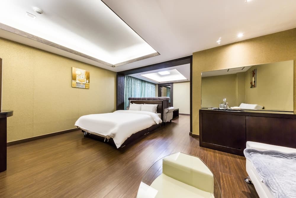 Dono Hotel