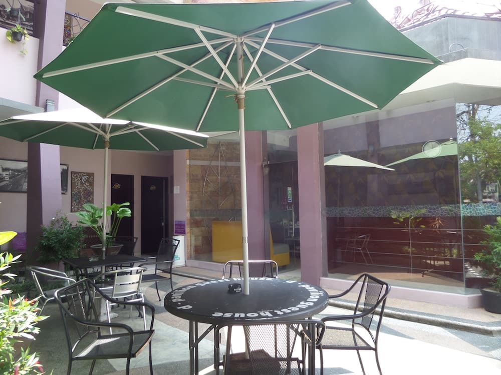 D Pavilion Guesthouse