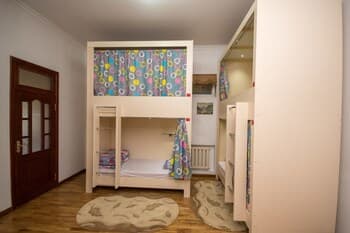 Yeti Hostel