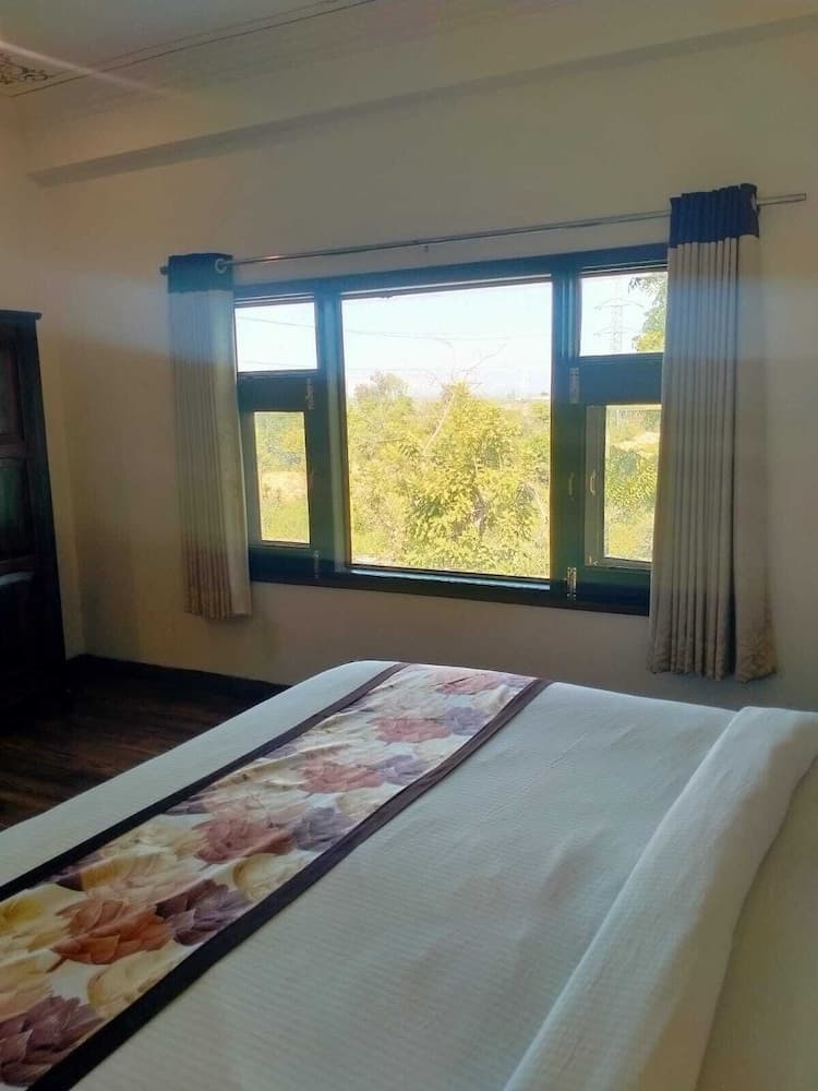 Hill Garden Resort