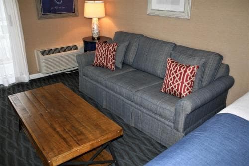 Avenue Inn & Spa