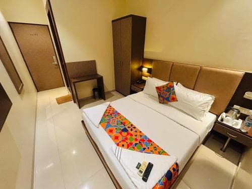 Hotel West Inn