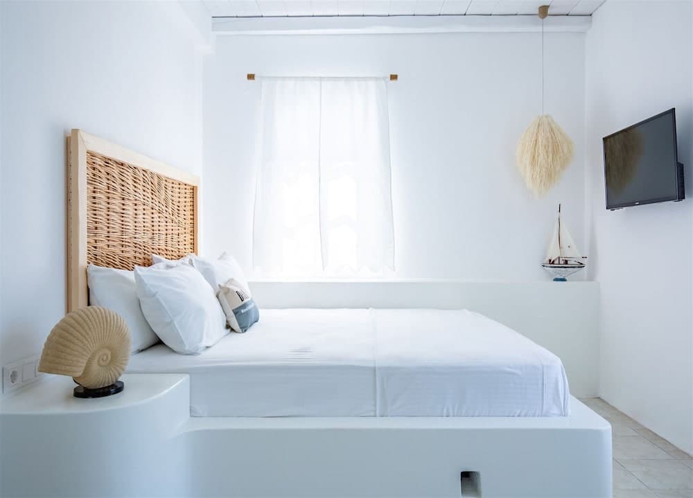 Evlalia Studios & Villas