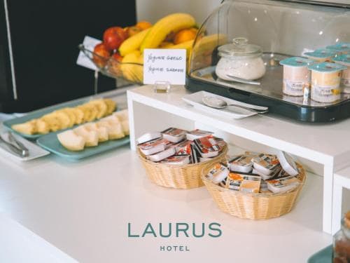 Laurus Hotel