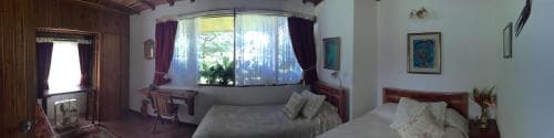 Chalet Nicholas Bed & Breakfast