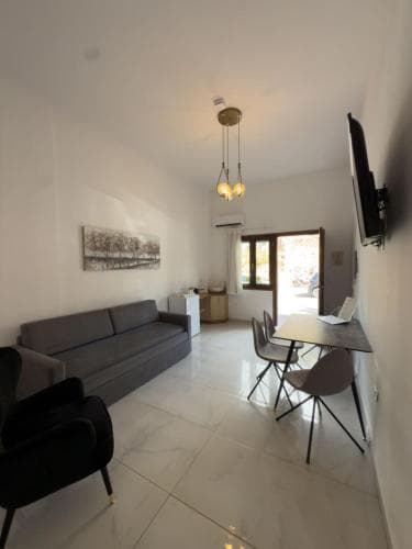 Deluxe Suites