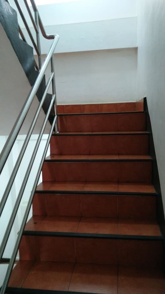 Mixok Inn