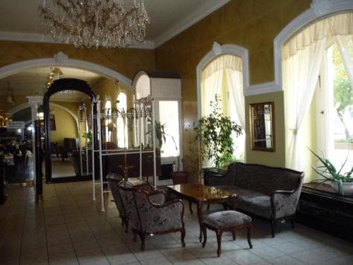 Fiume Hotel