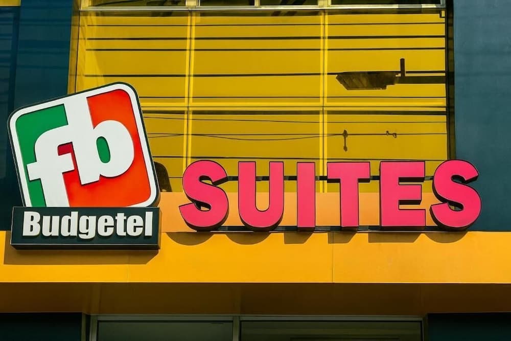 FB Budgetel Suites