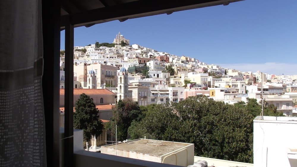 Iliada Rooms