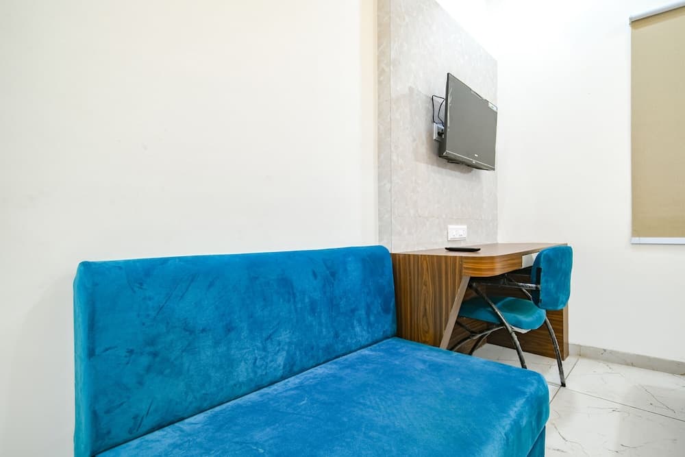 FabHotel Ramya