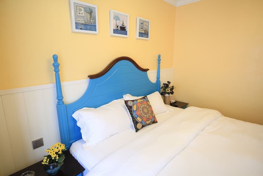 The Time On The Cloud Theme Inn