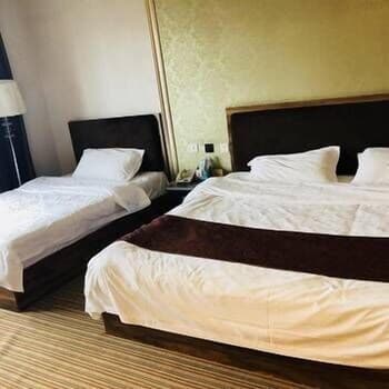 Blooming Hotel