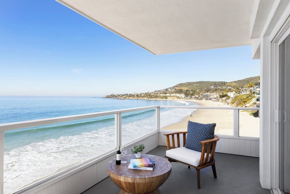 Pacific Edge Hotel
