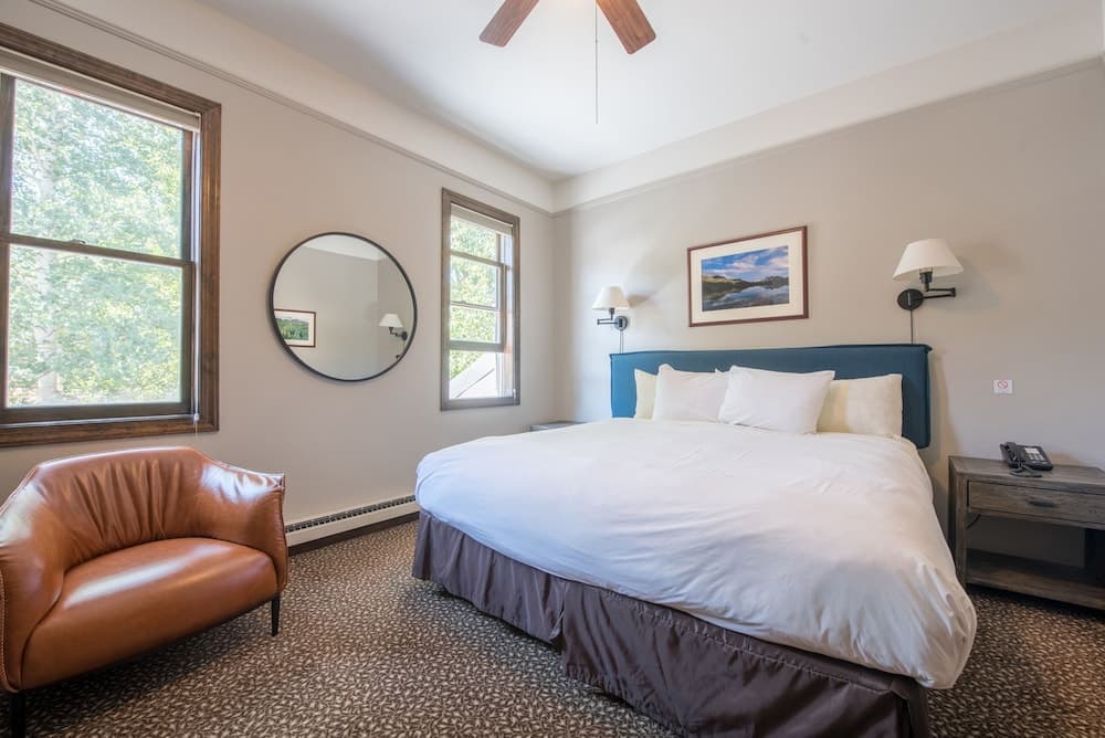Elk Mountain Lodge
