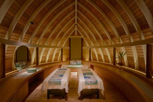 Emerald Faarufushi Resort & Spa
