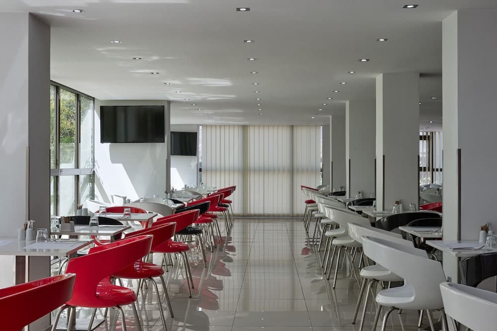 Breeze Boutique Athens by Prima Hotels