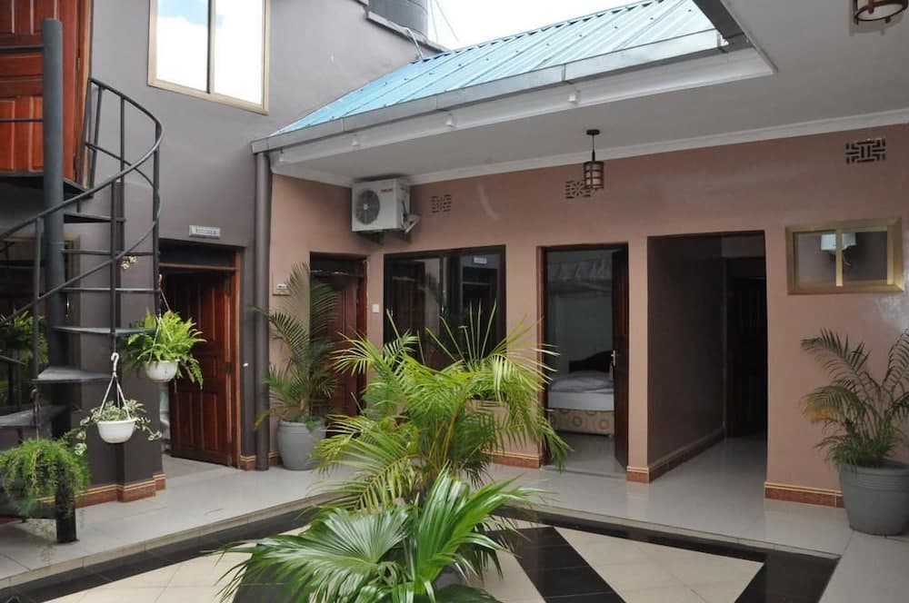 Rafiki Inn