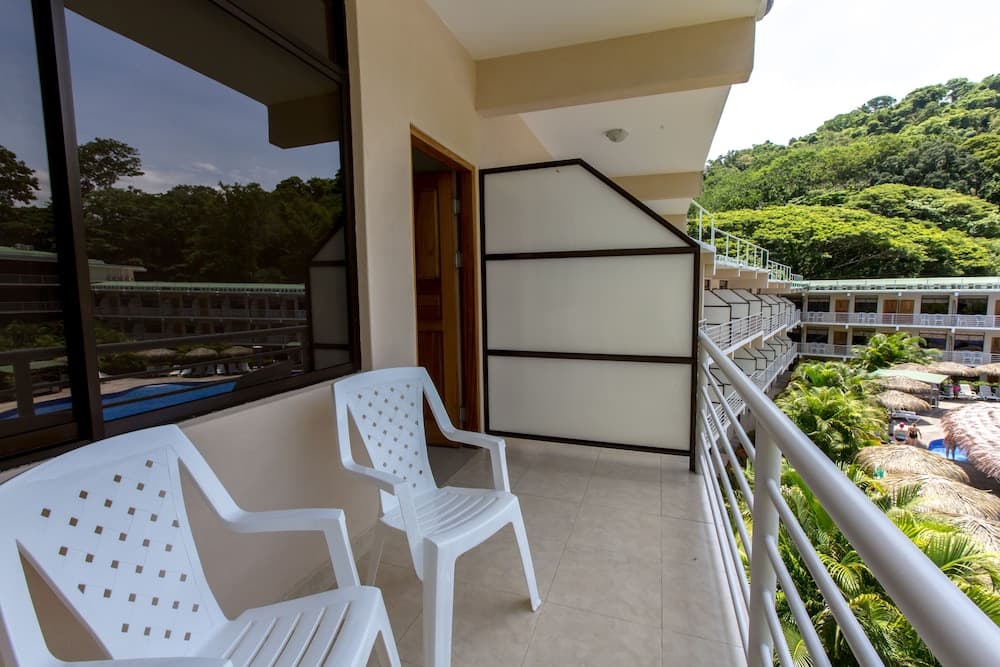 Hotel Punta Leona