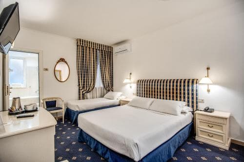 Napoleon Hotel