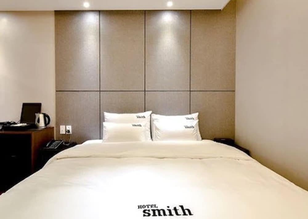 Hotel Smith