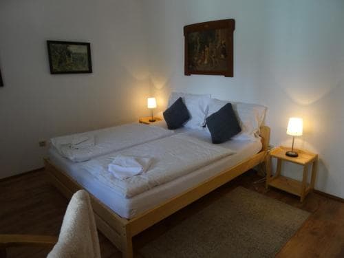 Hotel V Nebi
