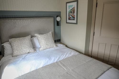 Bridge End Hotel