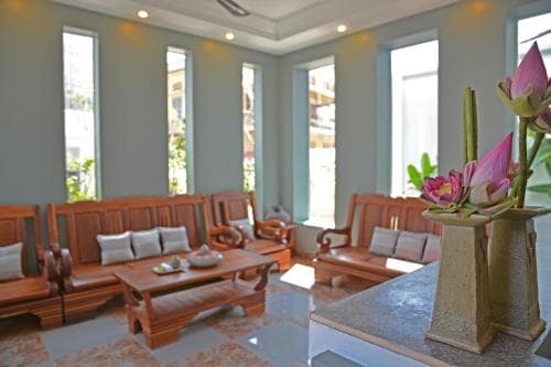 Bayon Shadow Villa