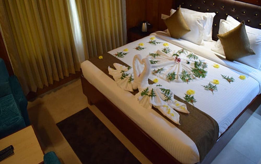 Bowfin Resort