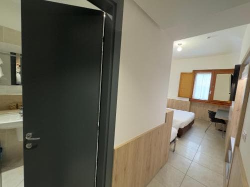 Hotel Holidays
