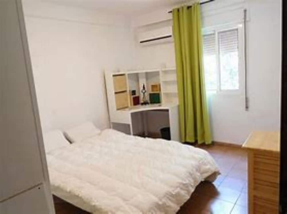 Lall Motel