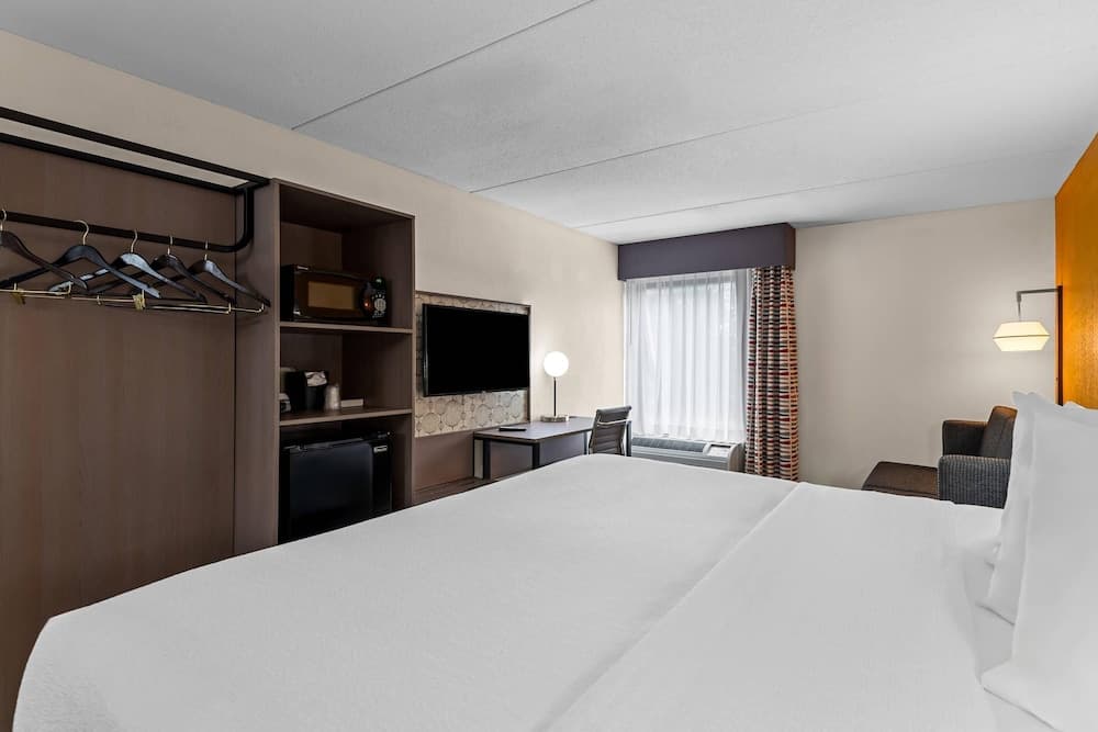 Hotel Concord Syracuse