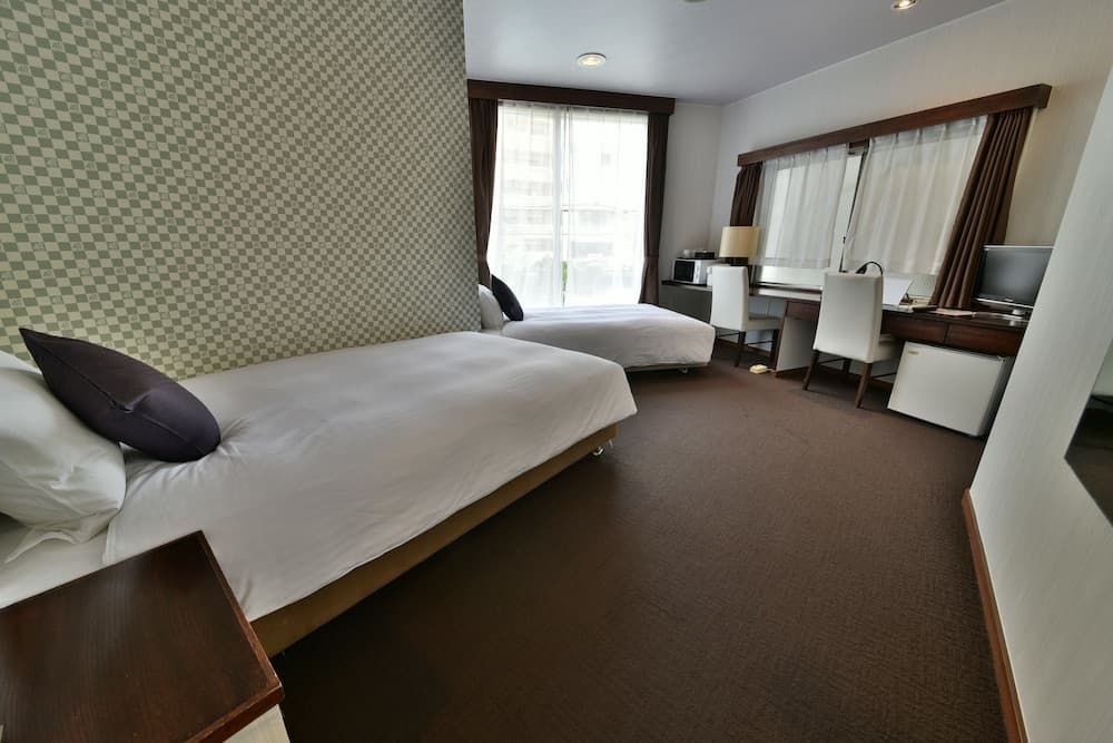 Hotel Livemax Naha Tomarikou