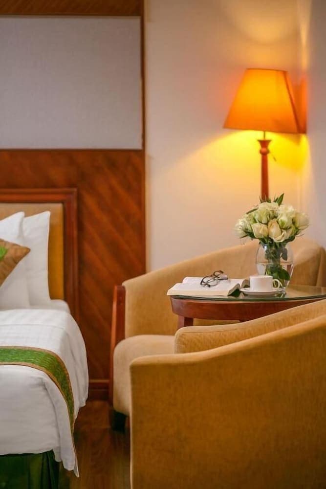 Emerald Hotel Hanoi