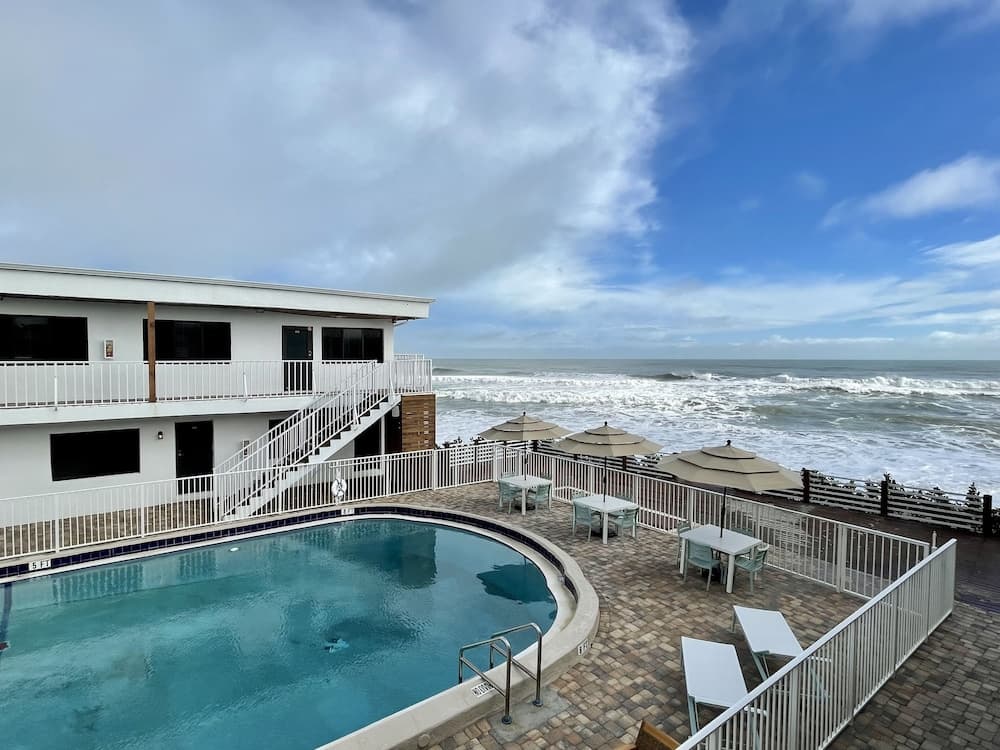 Sandy Shoes Beach Hotel