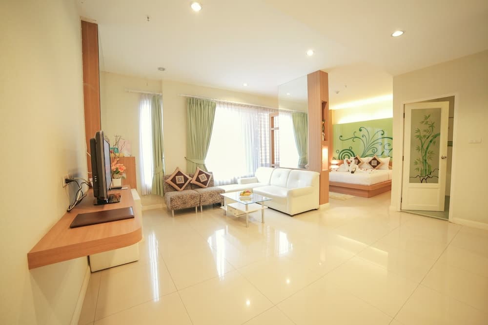 Vientiane Hemera Hotel