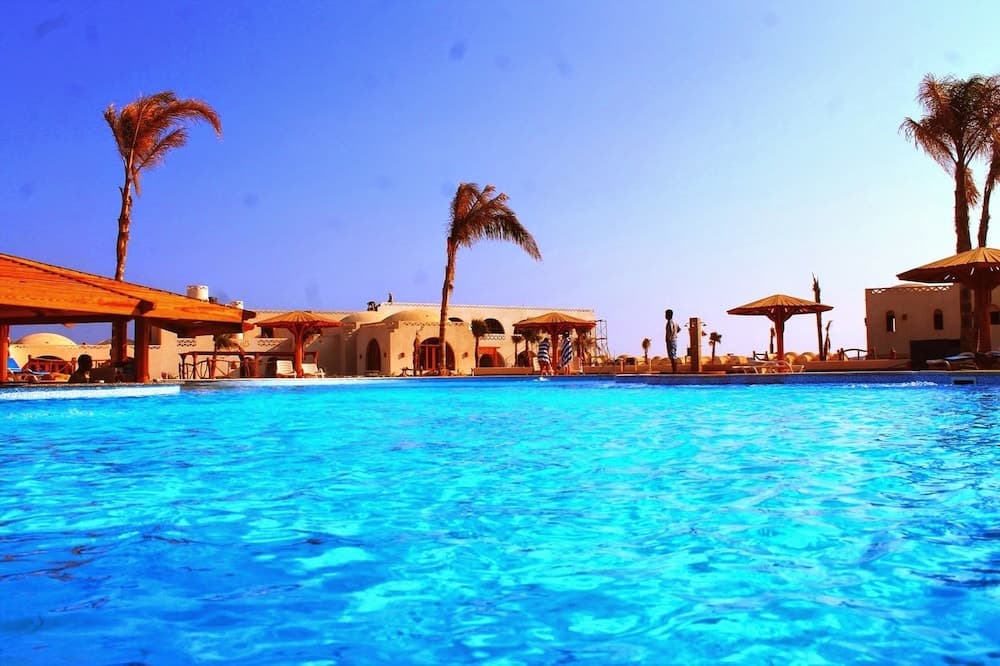 BeachSafari Resort