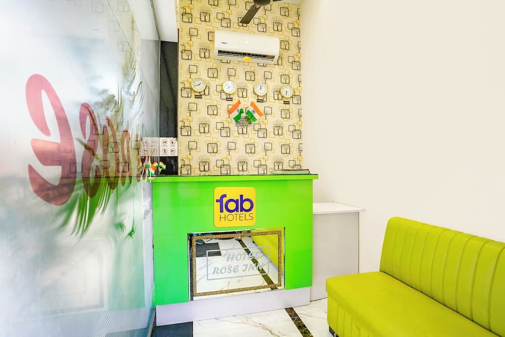Fabexpress Rose Inn