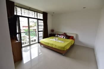 Baan Roi Lan