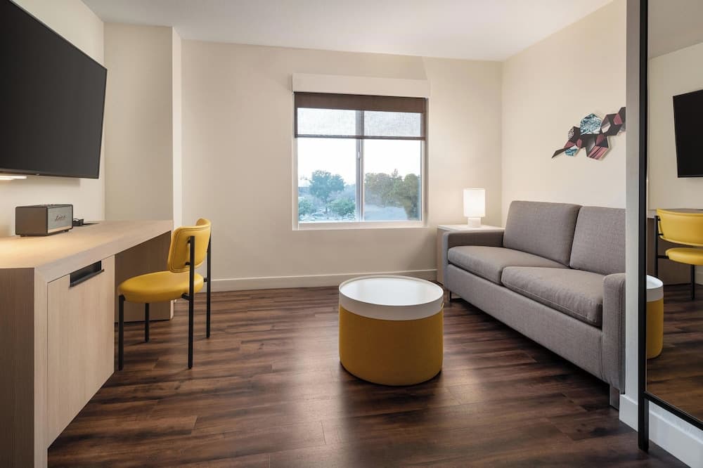 Aloft Mountain View