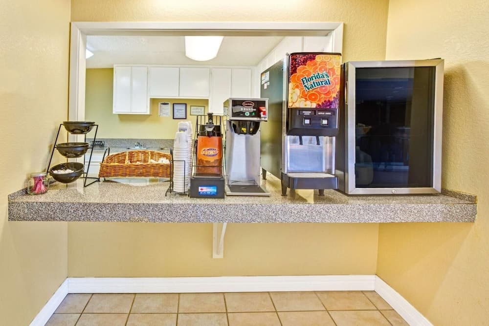 Days Inn LaPorte