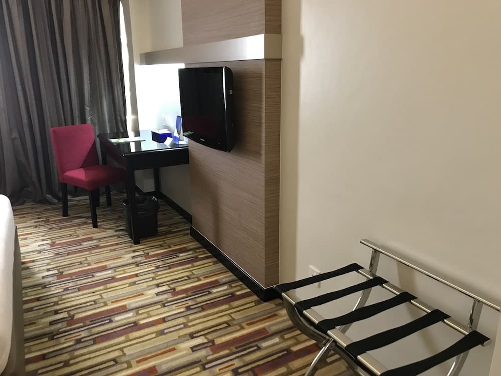 Harbour View Hotel