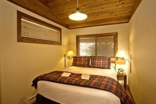 Hearthstone Inn