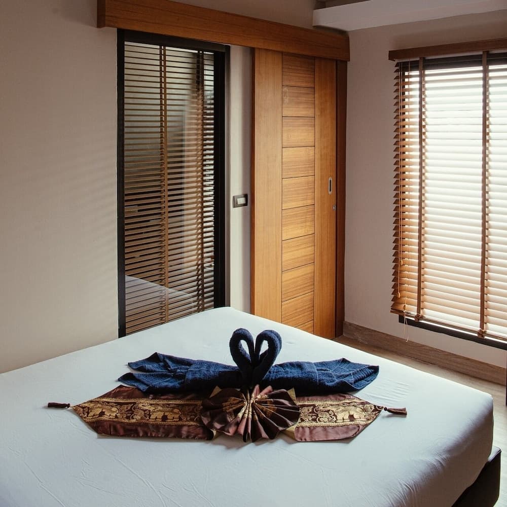 Sureena Hotel