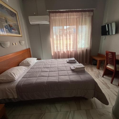 Acropole Hotel