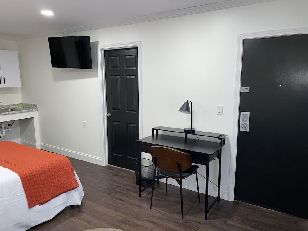 Gatehouse Motel