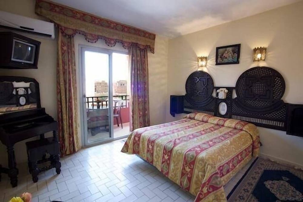 Amalay Hotel